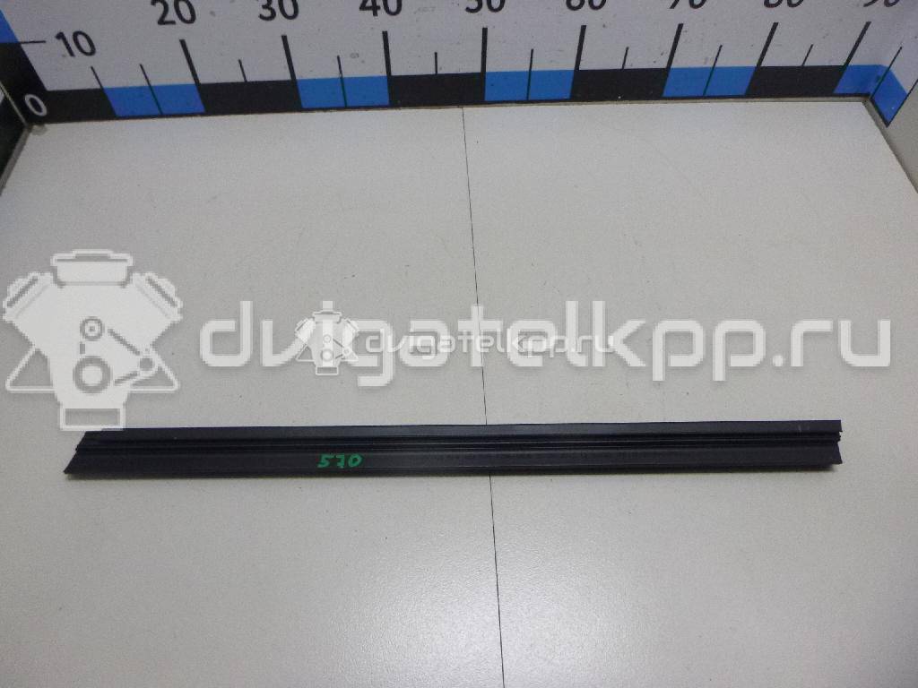 Фото Уплотнитель стекла двери  1Z9839480B для skoda Octavia (A5 1Z-) {forloop.counter}}
