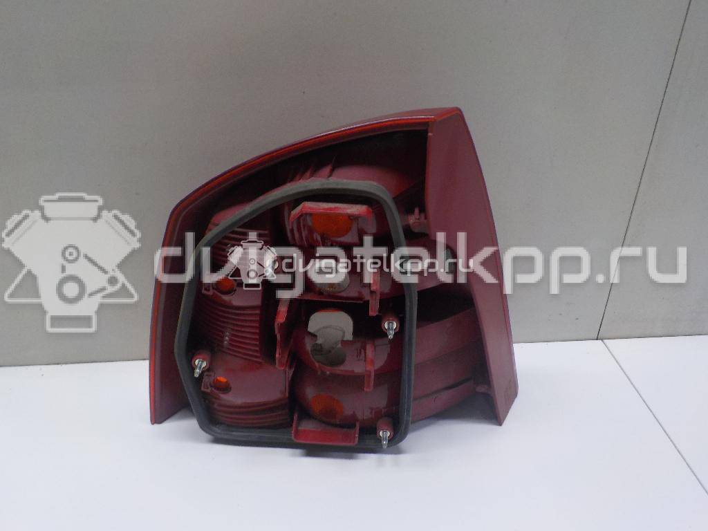 Фото Фонарь задний правый  1Z5945112A для Skoda Octaviaii 1Z3 {forloop.counter}}