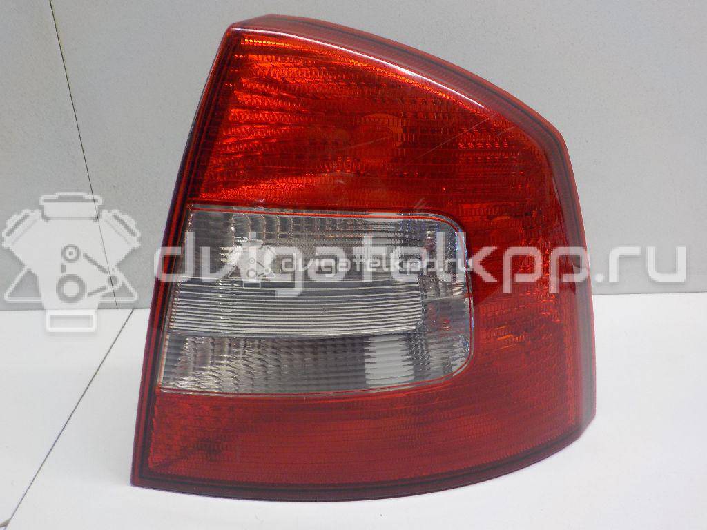 Фото Фонарь задний правый  1Z5945112B для Skoda Octaviaii 1Z3 {forloop.counter}}
