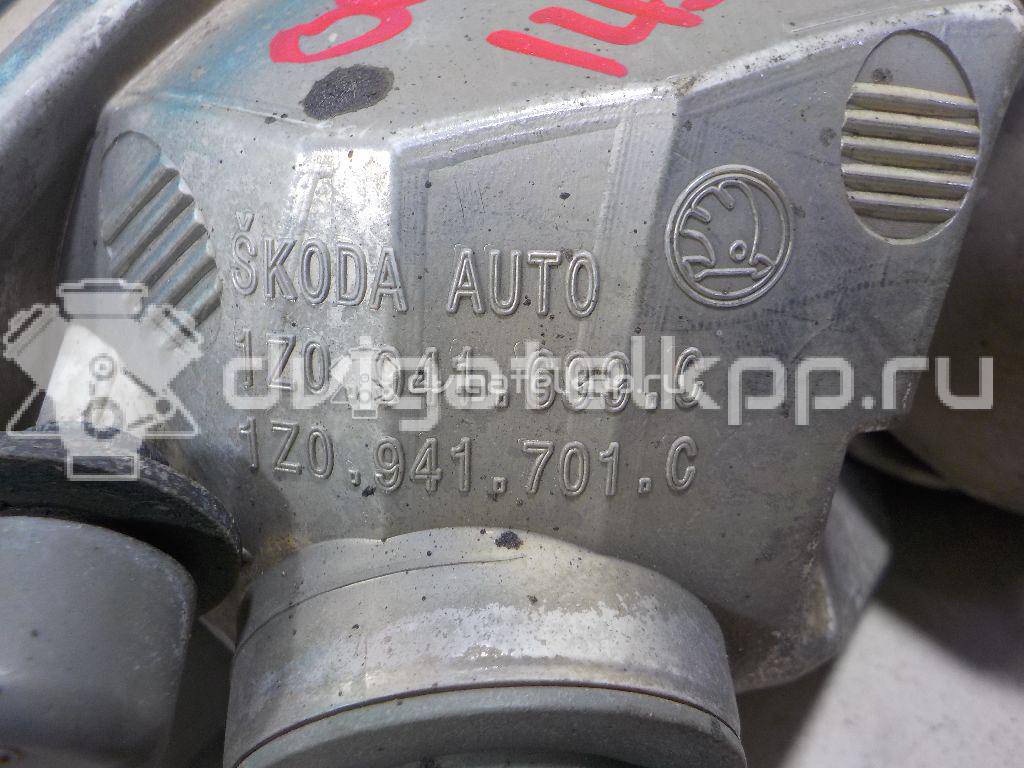 Фото Фара противотуманная левая  1Z0941699C для Skoda Octavia / Octaviaii 1Z3 {forloop.counter}}