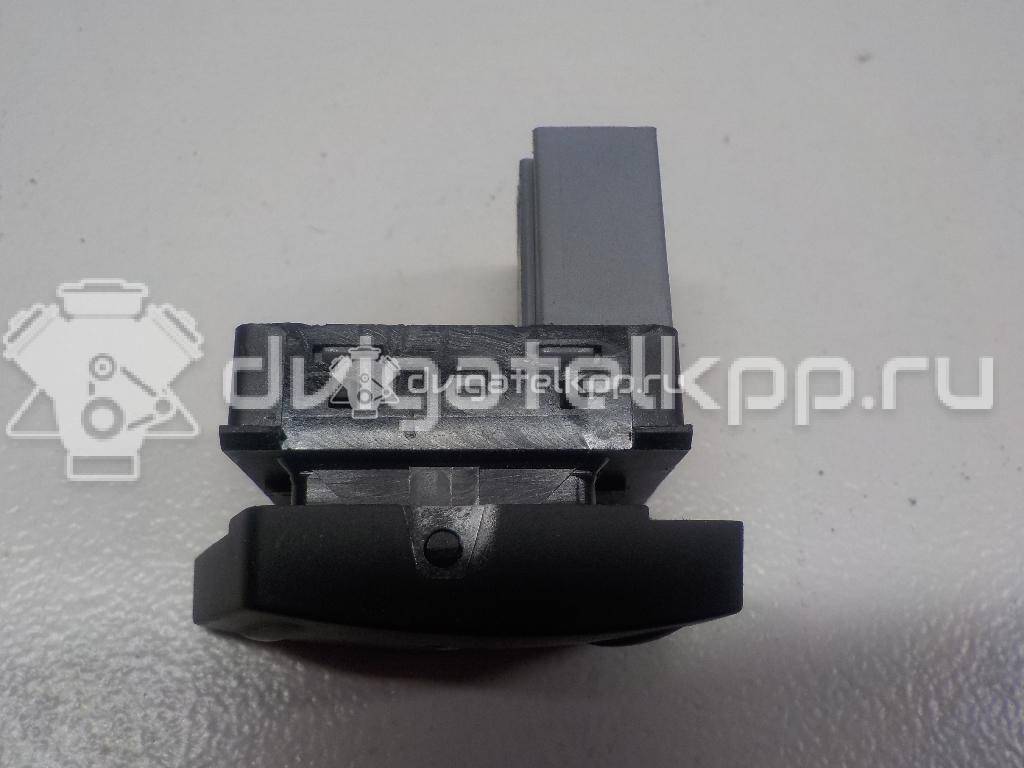 Фото Кнопка стеклоподъемника  1Z0959856 для Skoda Octavia / Octaviaii 1Z3 / Yeti 5L {forloop.counter}}