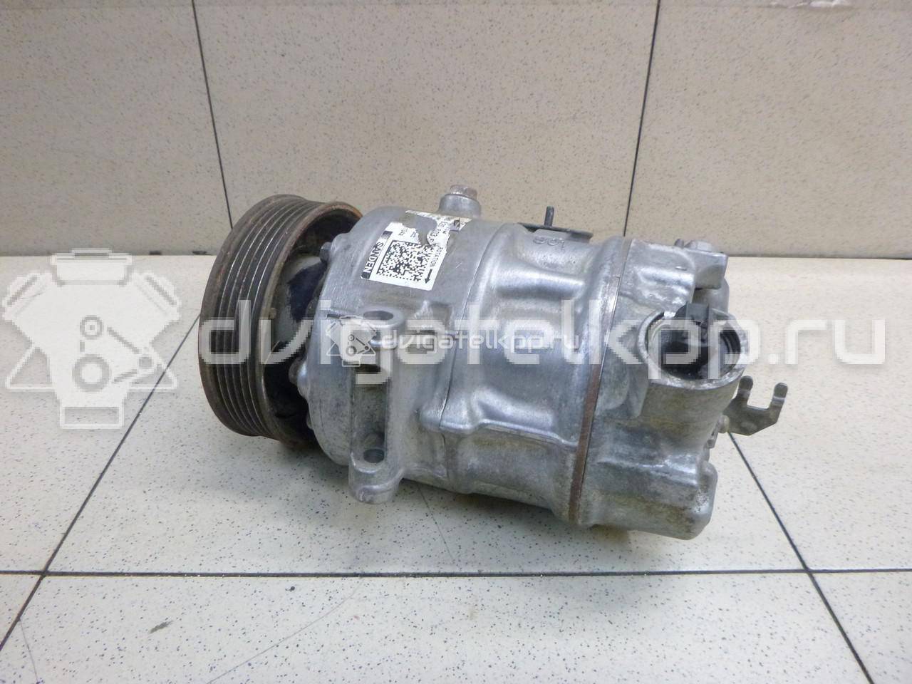 Фото Компрессор системы кондиционирования  6R0820803E для Skoda Roomster 5J / Fabia / Octavia / Rapid {forloop.counter}}