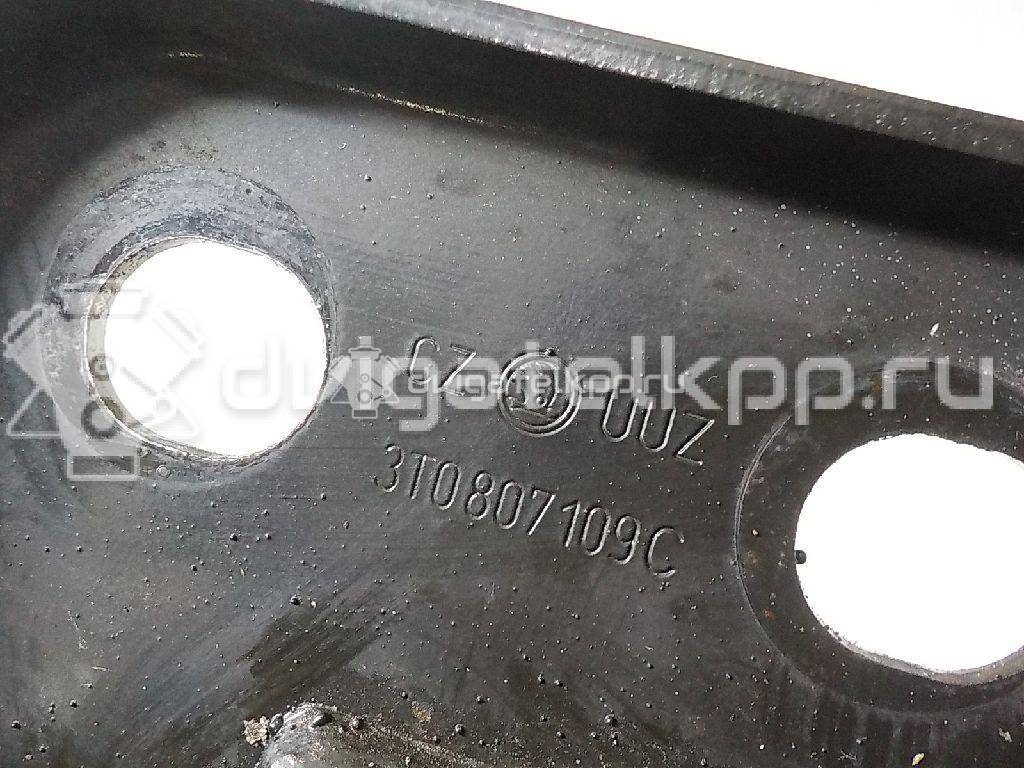 Фото Усилитель переднего бампера  3T0807109C для Skoda Superb {forloop.counter}}