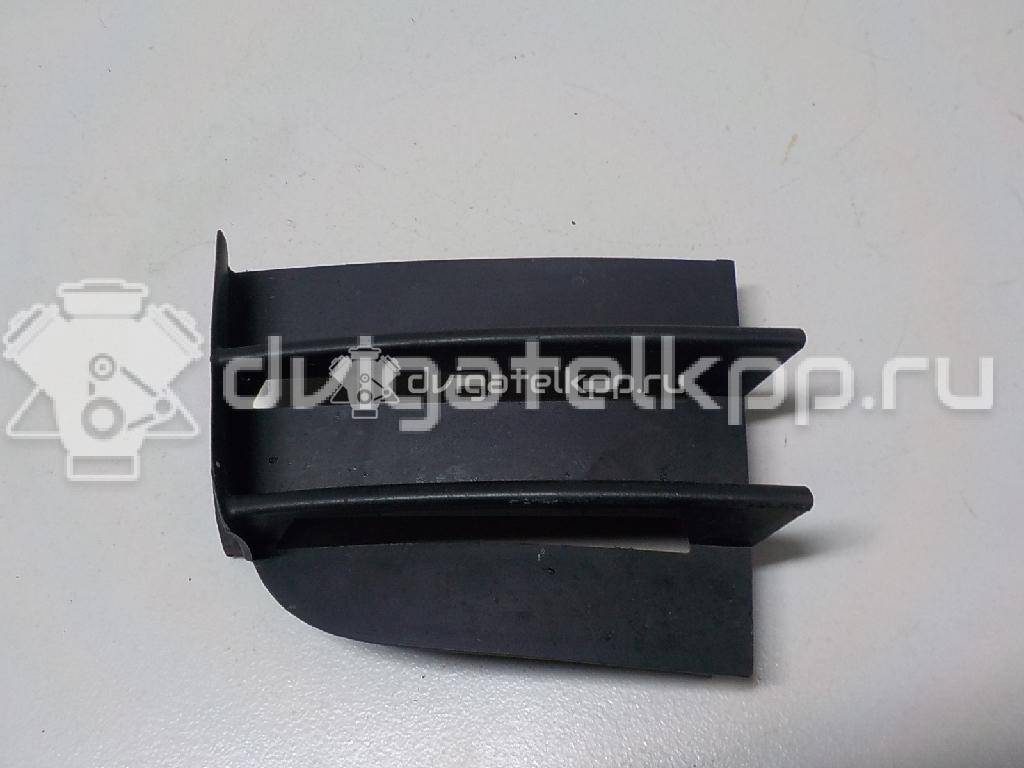 Фото Решетка в бампер правая  3T08536669B9 для Skoda Superb {forloop.counter}}