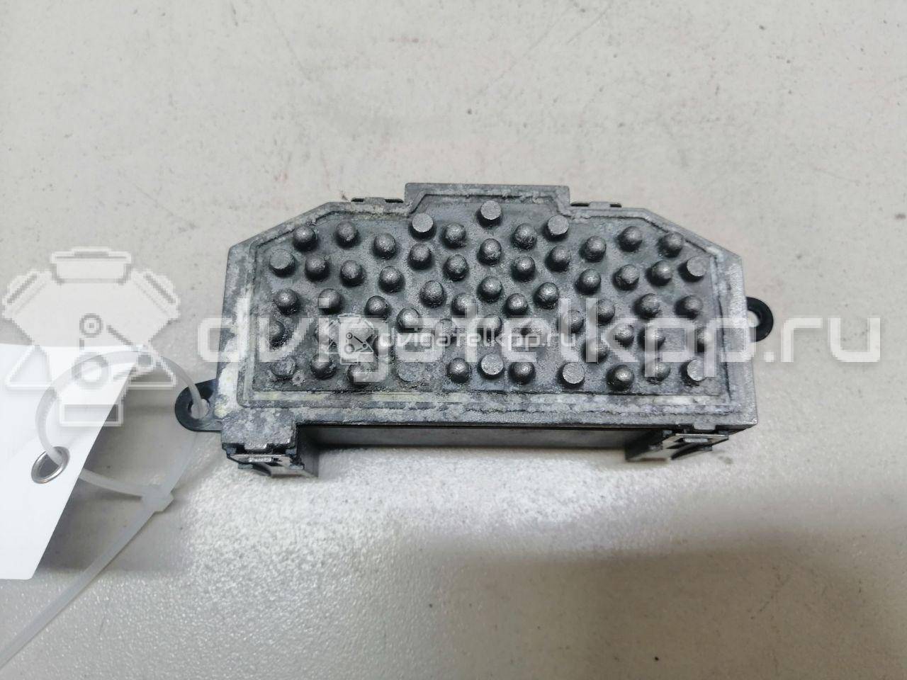 Фото Резистор отопителя  8K0820521B для skoda Yeti {forloop.counter}}