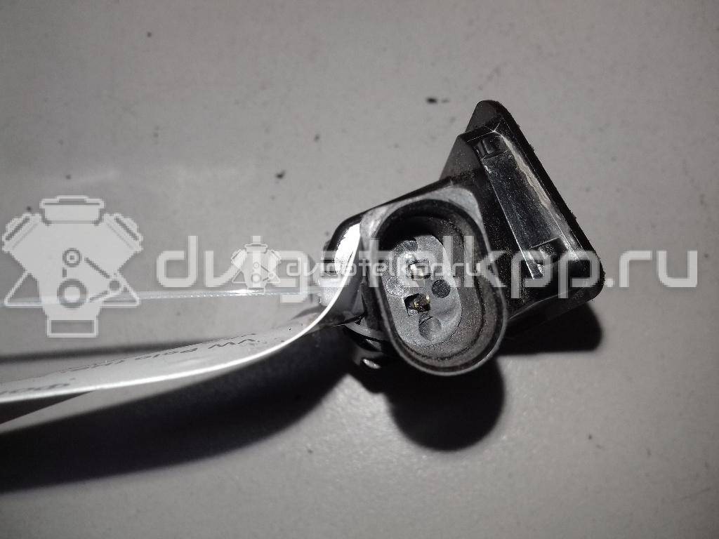 Фото Фонарь подсветки номера  1K8943021 для Volkswagen Scirocco / Polo / Touran / Amarok S1B / New Beetle {forloop.counter}}