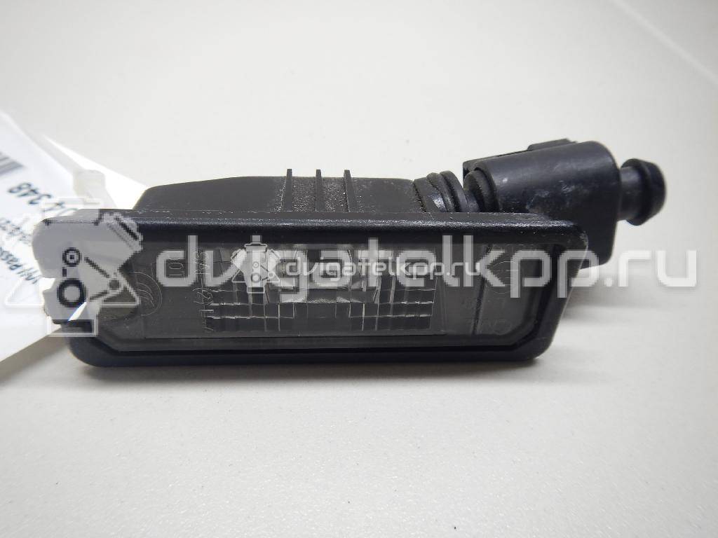 Фото Фонарь подсветки номера  1K8943021 для Volkswagen Scirocco / Polo / Touran / Amarok S1B / New Beetle {forloop.counter}}