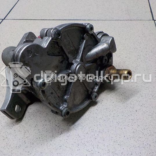 Фото Насос вакуумный  074145100A для Volkswagen Transporter / Lt / Crafter
