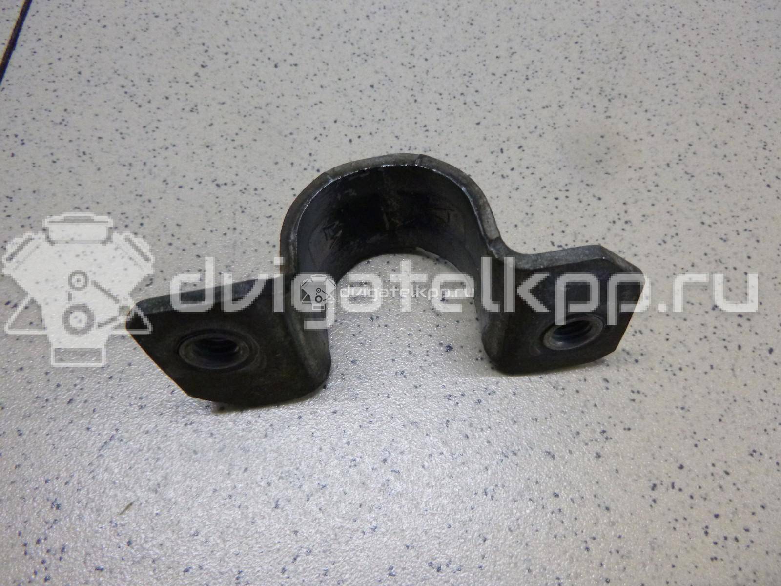 Фото Кронштейн крепления переднего стабилизатора  6q0411333a для Volkswagen Up 121, 122, Bl1, Bl2 / Fox 5Z1, 5Z3 / Golf / Polo / Jetta {forloop.counter}}