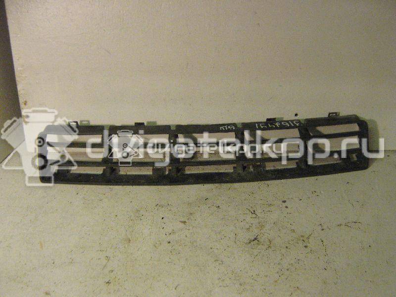 Фото Решетка в бампер центральная  1J0853677D для Volkswagen Golf {forloop.counter}}