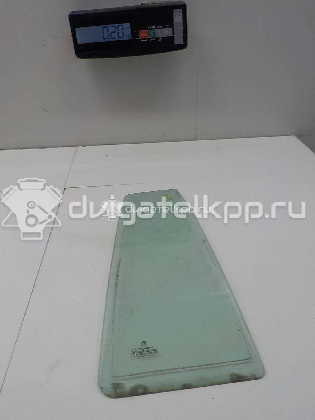 Фото Стекло двери задней правой (форточка)  1J9845216A для Volkswagen Bora / Golf {forloop.counter}}