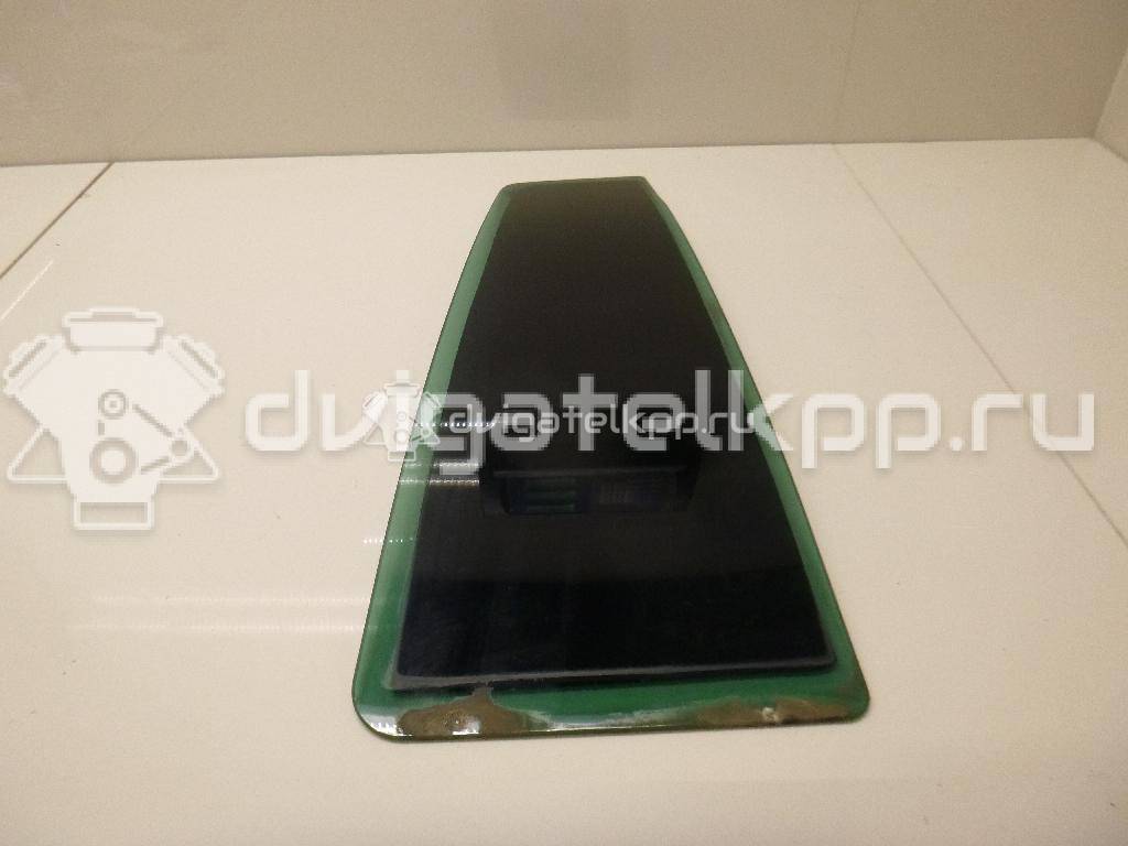 Фото Стекло двери задней правой (форточка)  1J9845216A для Volkswagen Bora / Golf {forloop.counter}}