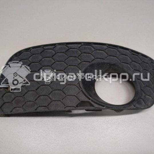 Фото Решетка в бампер левая  1K0853665S9B9 для Volkswagen Golf