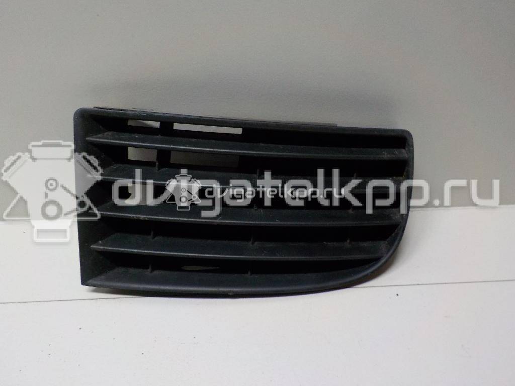 Фото Решетка в бампер правая  1K0853666 для Volkswagen Jetta / Golf {forloop.counter}}