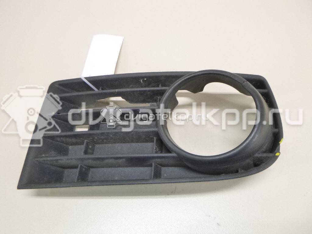 Фото Решетка в бампер правая  1K0853666B9B9 для Volkswagen Jetta / Golf {forloop.counter}}