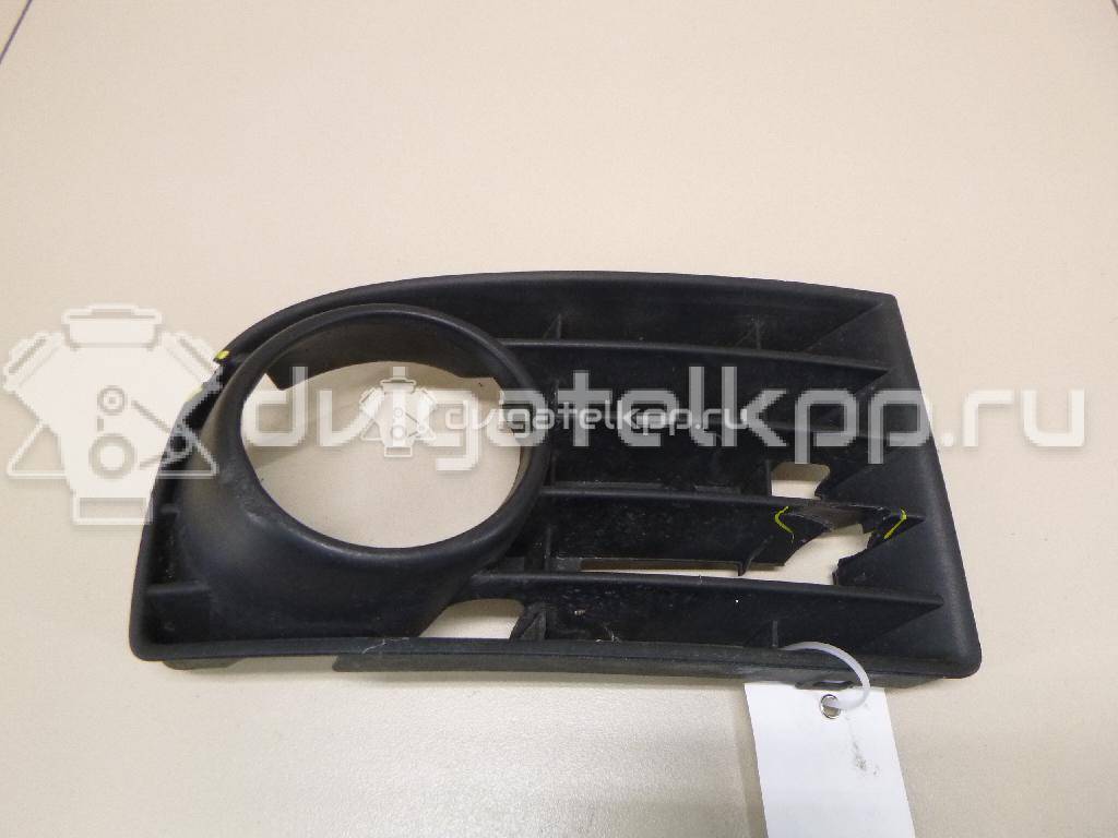 Фото Решетка в бампер правая  1K0853666B9B9 для Volkswagen Jetta / Golf {forloop.counter}}