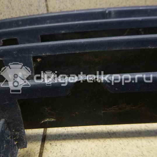 Фото Решетка в бампер центральная  1K0853677C для Volkswagen Jetta / Golf