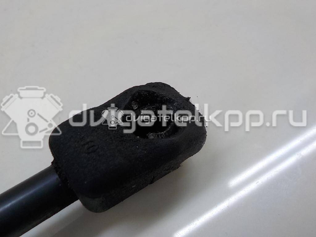 Фото Амортизатор капота  1K0823359A для Volkswagen Jetta / Golf {forloop.counter}}