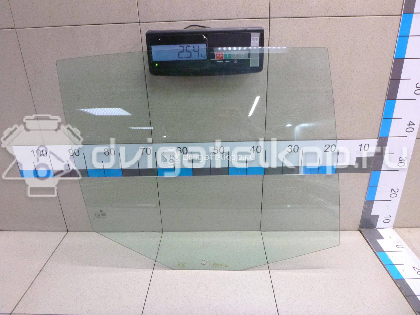 Фото Стекло двери задней левой  1K6845025B для Volkswagen Golf {forloop.counter}}