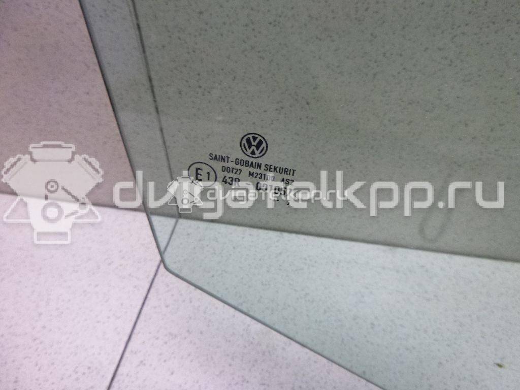 Фото Стекло двери задней правой  1K6845026B для Volkswagen Golf {forloop.counter}}