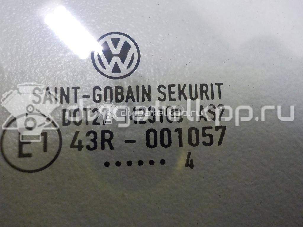 Фото Стекло двери задней левой (форточка)  1K6845215 для Volkswagen Golf {forloop.counter}}