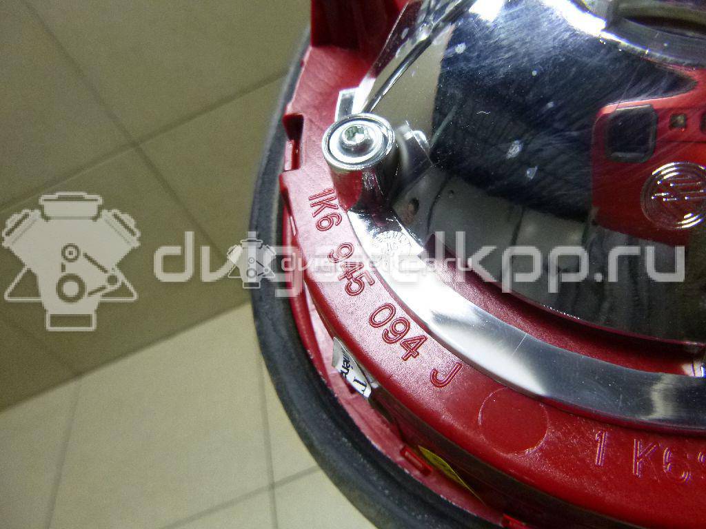 Фото Фонарь задний внутренний правый  1K6945094J для Volkswagen Golf {forloop.counter}}
