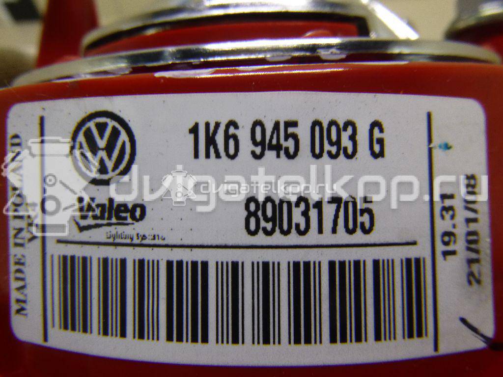 Фото Фонарь задний внутренний левый  1K6945093G для Volkswagen Golf {forloop.counter}}