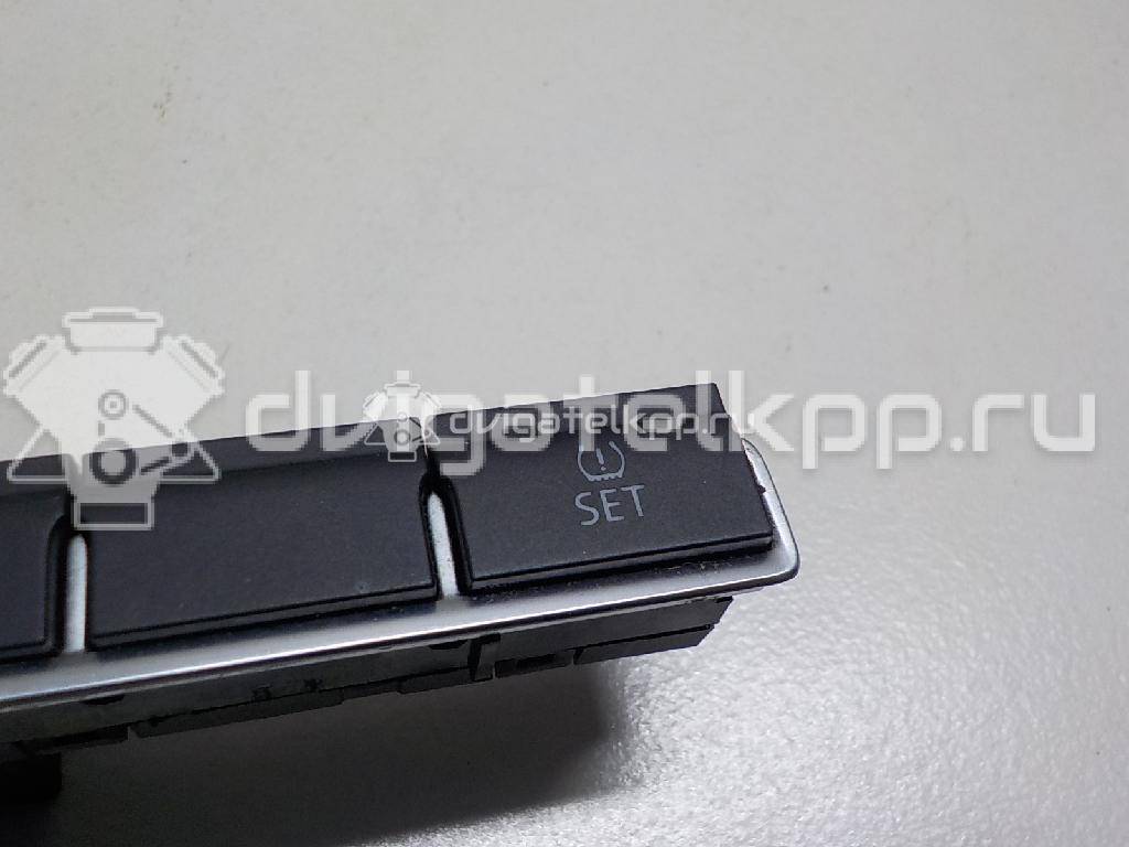 Фото Блок кнопок  5N09275533X1 для vw Golf Plus {forloop.counter}}