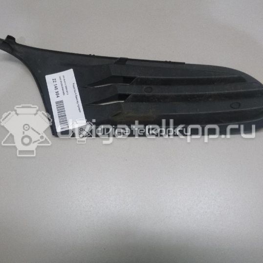 Фото Решетка в бампер правая  5K0853666A9B9 для Volkswagen Jetta / Golf