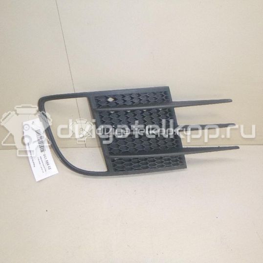 Фото Решетка в бампер правая  5K0853666C9B9 для Volkswagen Jetta / Golf