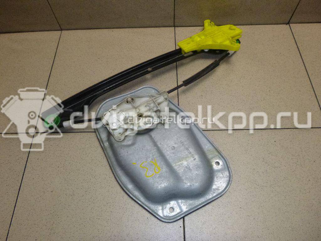 Фото Стеклоподъемник электр. задний правый  1K5839462 для Volkswagen Jetta / Golf {forloop.counter}}