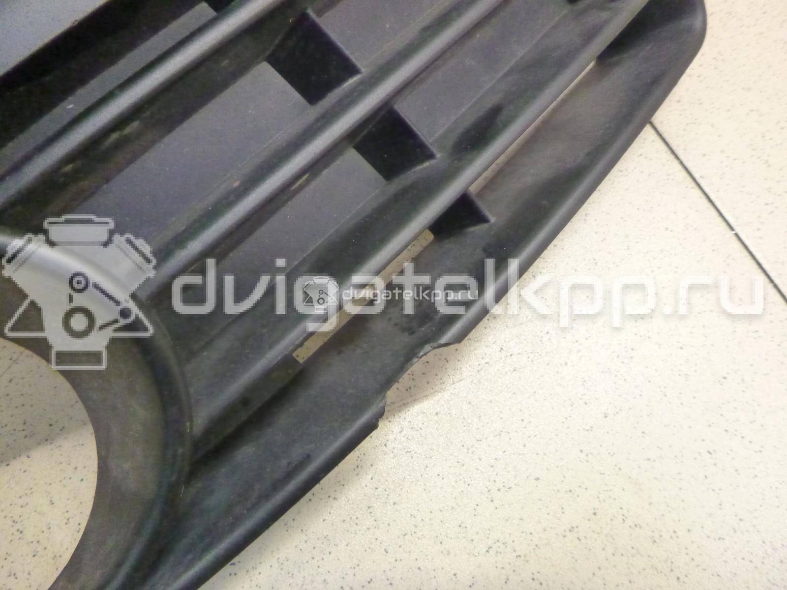Фото Решетка в бампер правая  1K0853666H9B9 для Volkswagen Jetta / Golf {forloop.counter}}