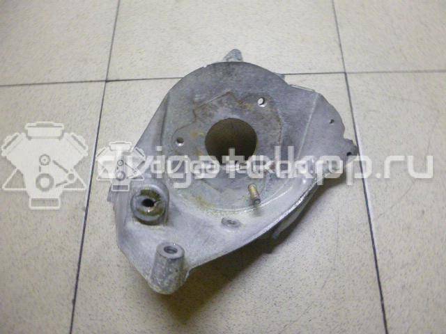 Фото Кронштейн ТНВД для двигателя RHY (DW10TD) для Citroen / Peugeot 90 л.с 8V 2.0 л Дизельное топливо {forloop.counter}}
