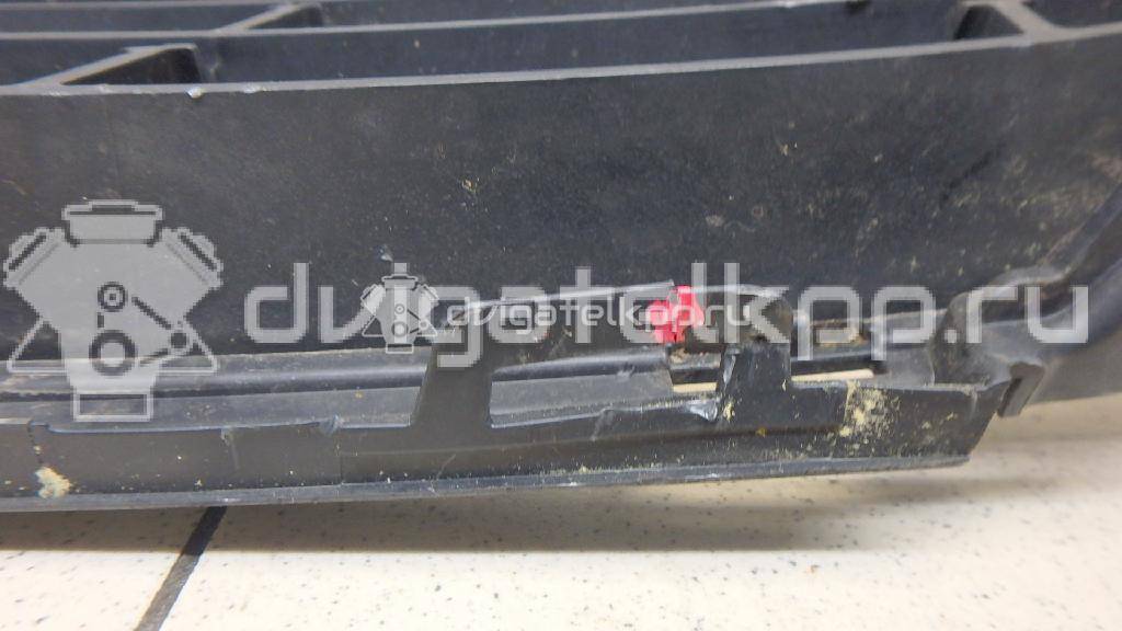 Фото Решетка в бампер центральная  5C6853671RYP для Volkswagen Jetta {forloop.counter}}