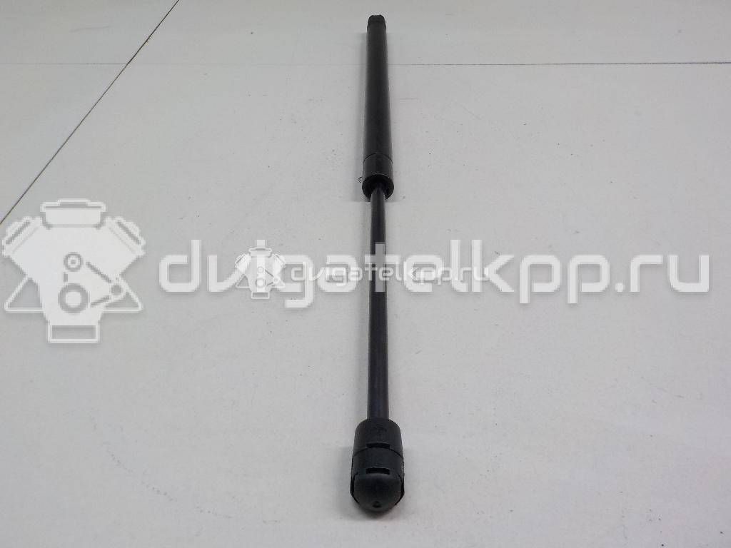 Фото Амортизатор крышки багажника  5C6827550 для Volkswagen Jetta / Golf {forloop.counter}}