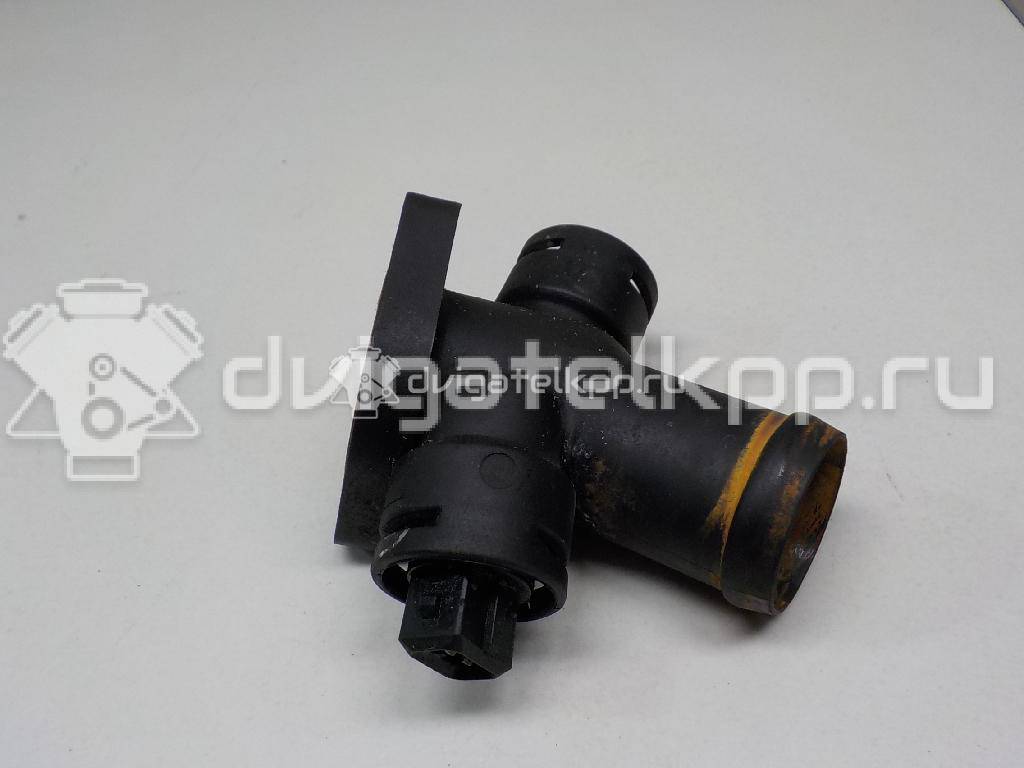 Фото Фланец двигателя системы охлаждения  074121133B для Volkswagen Transporter / Lt {forloop.counter}}