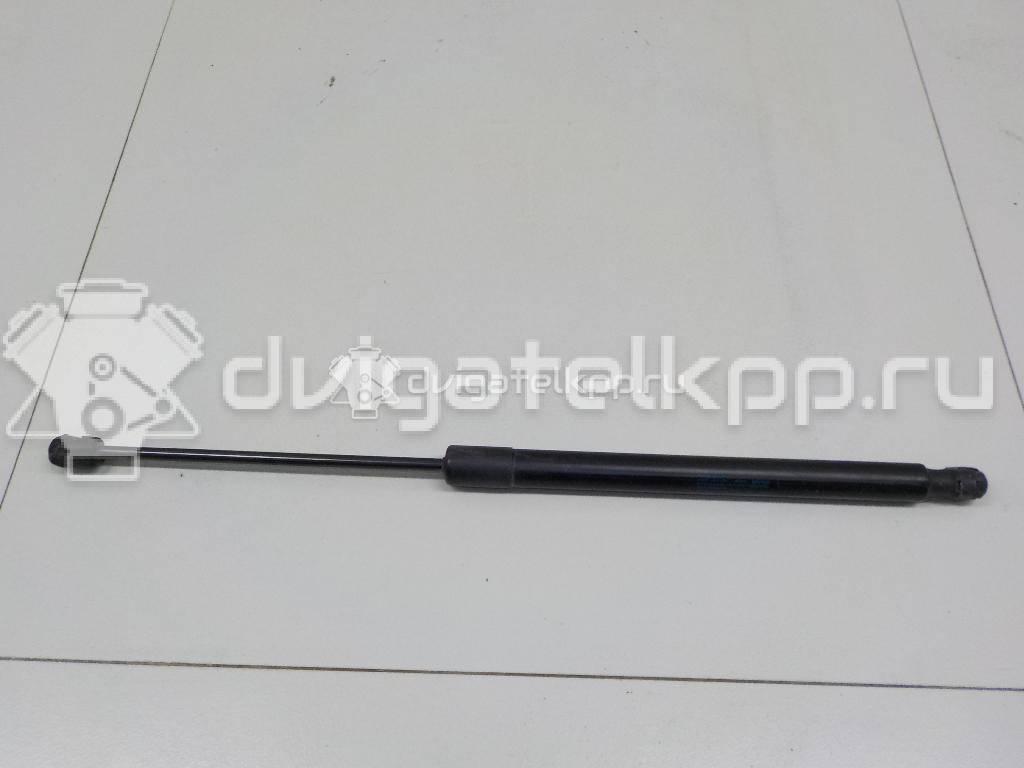 Фото Амортизатор двери багажника  5N0827550D для Volkswagen Passat / Tiguan {forloop.counter}}