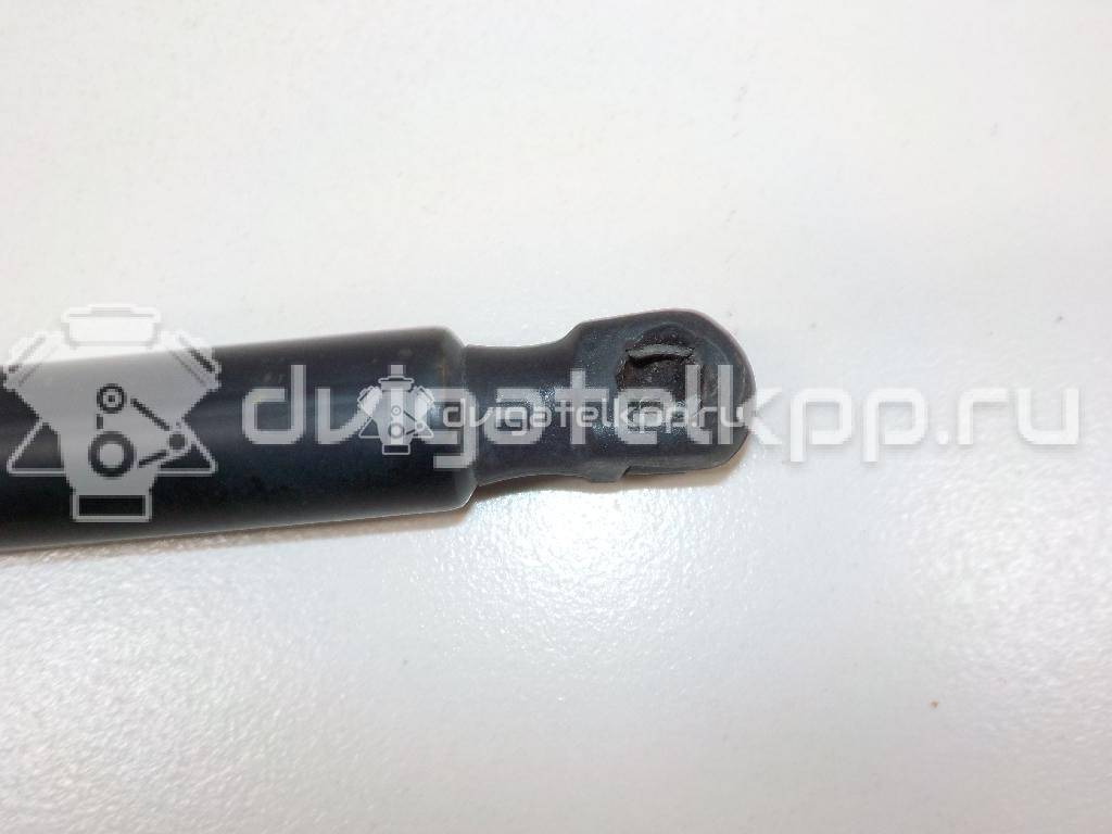 Фото Амортизатор двери багажника  5N0827550D для Volkswagen Passat / Tiguan {forloop.counter}}