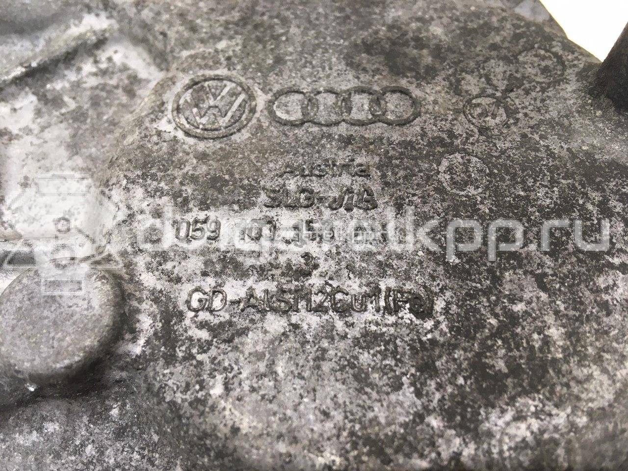 Фото Крышка двигателя передняя  059103150AJ для vw Touareg {forloop.counter}}