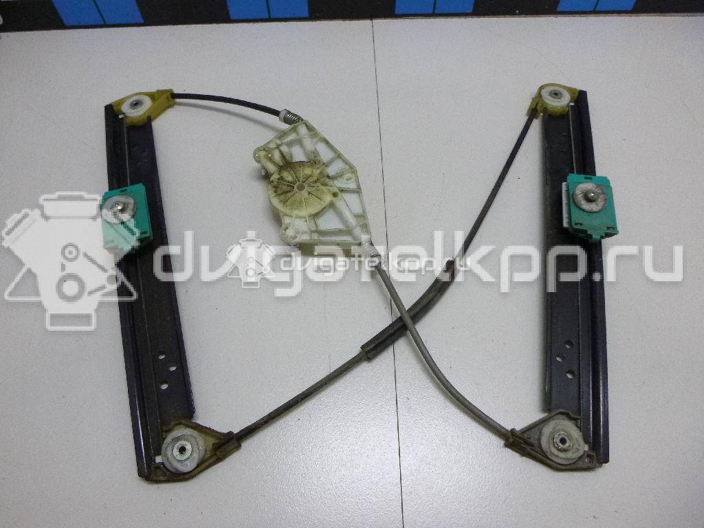 Фото Стеклоподъемник электр. задний правый  7L0839462D для Volkswagen Touareg {forloop.counter}}