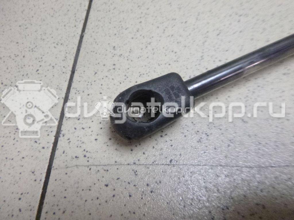 Фото Амортизатор двери багажника  1T0827550C для Volkswagen Touran {forloop.counter}}