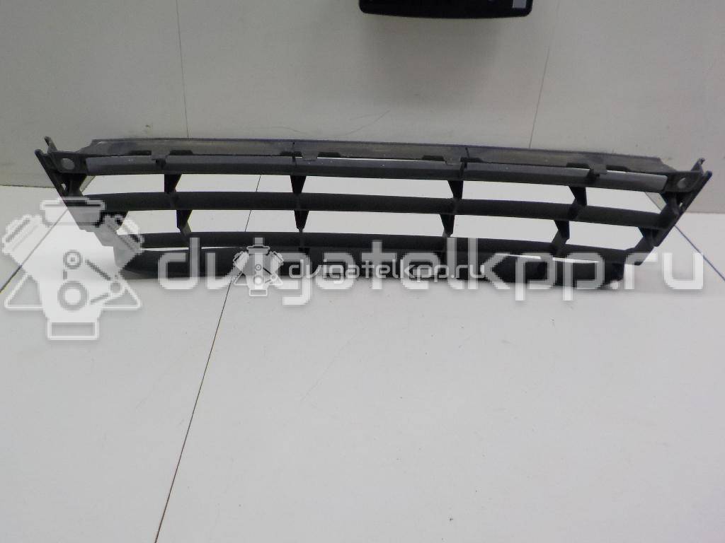 Фото Решетка в бампер центральная  1T08536779B9 для Volkswagen Touran {forloop.counter}}