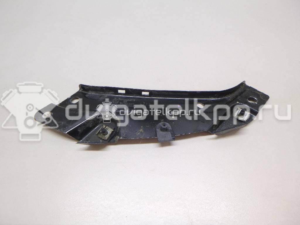 Фото Кронштейн фар правый  6R0805932C для Volkswagen Polo {forloop.counter}}