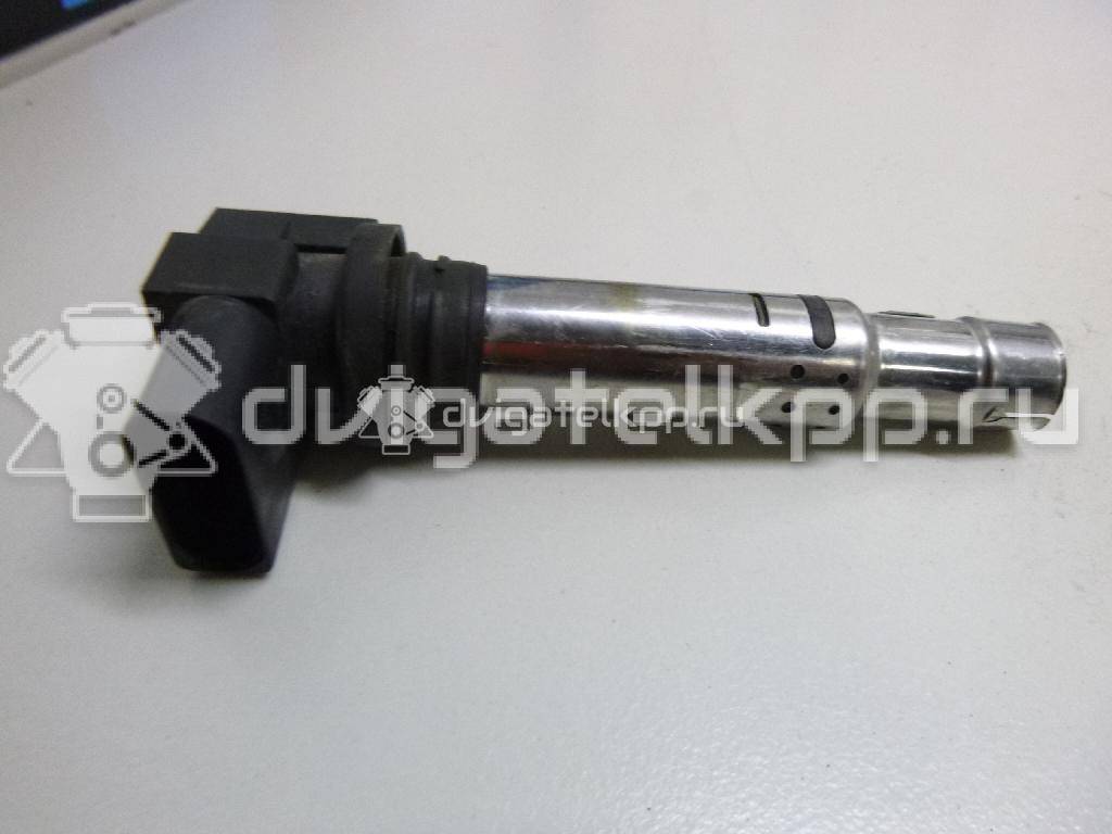 Фото Уплотнитель двери  036905715F для Volkswagen Scirocco / Tiguan / Touran / New Beetle / Bora {forloop.counter}}