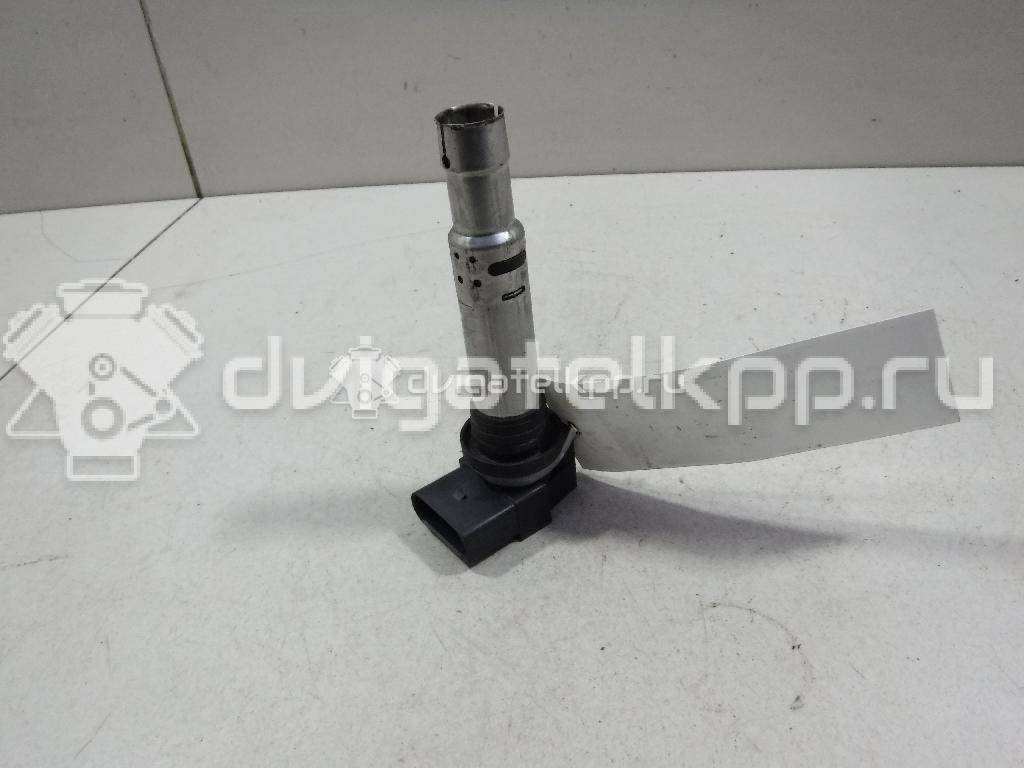 Фото Уплотнитель двери  036905715F для Volkswagen Scirocco / Tiguan / Touran / New Beetle / Bora {forloop.counter}}