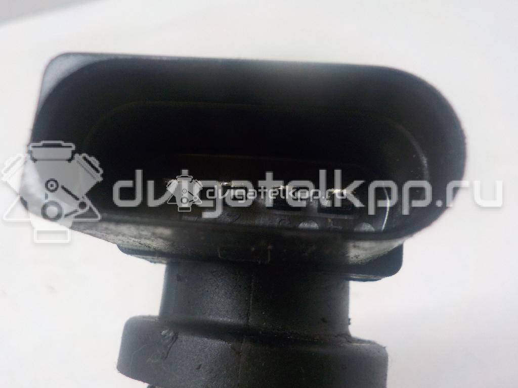 Фото Уплотнитель двери  036905715F для Volkswagen Scirocco / Tiguan / Touran / New Beetle / Bora {forloop.counter}}