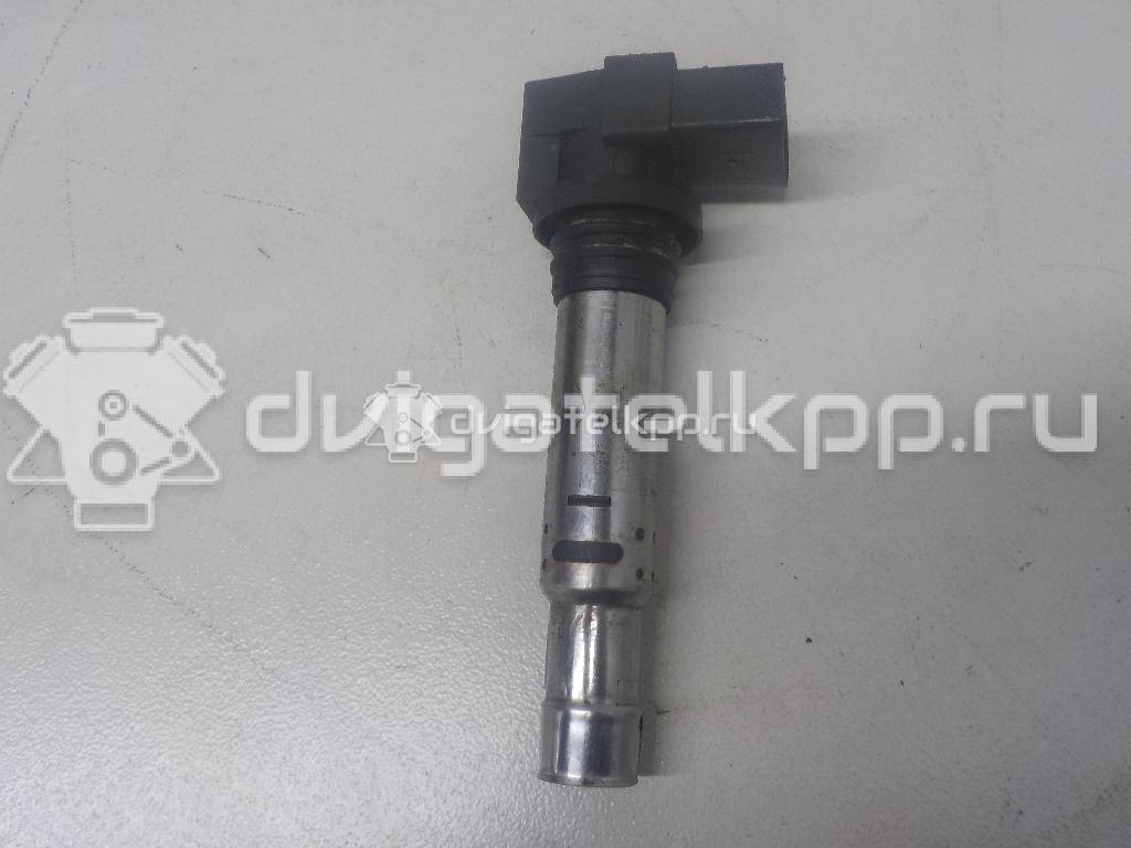 Фото Уплотнитель двери  036905715F для Volkswagen Scirocco / Tiguan / Touran / New Beetle / Bora {forloop.counter}}