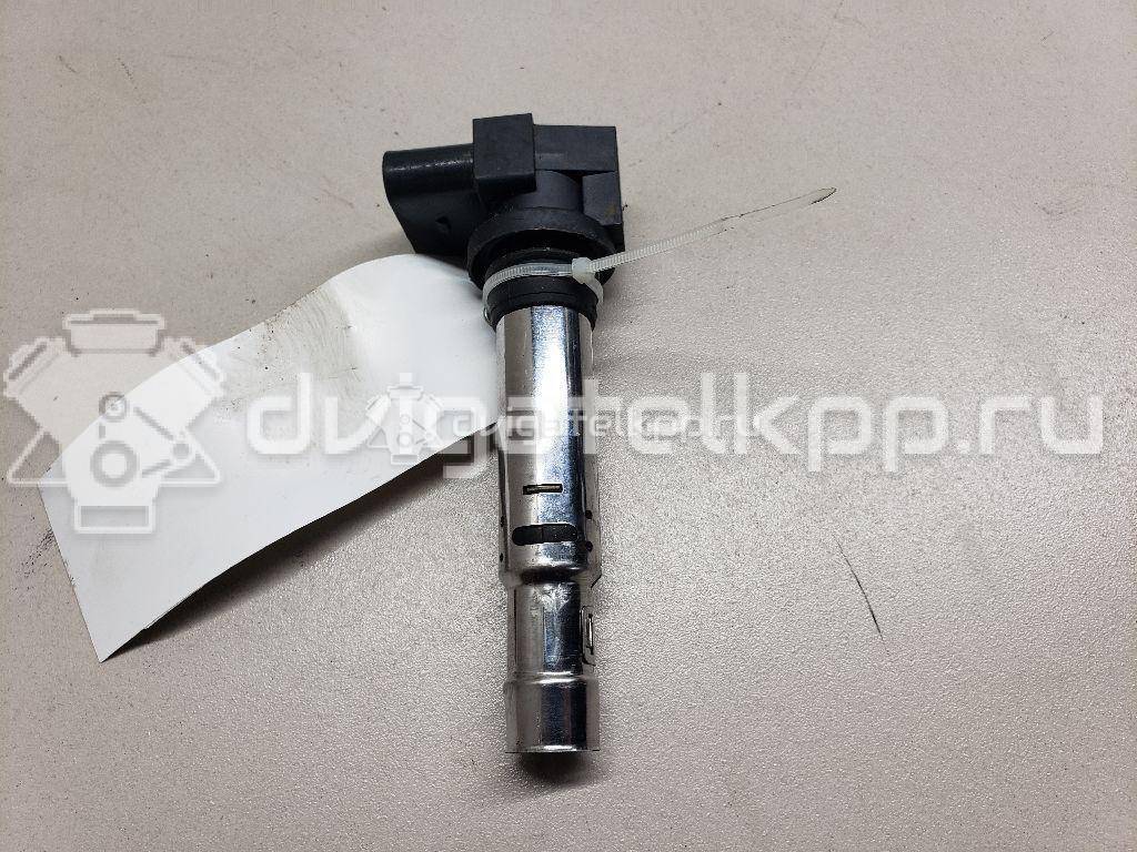 Фото Уплотнитель двери  036905715F для Volkswagen Scirocco / Tiguan / Touran / New Beetle / Bora {forloop.counter}}