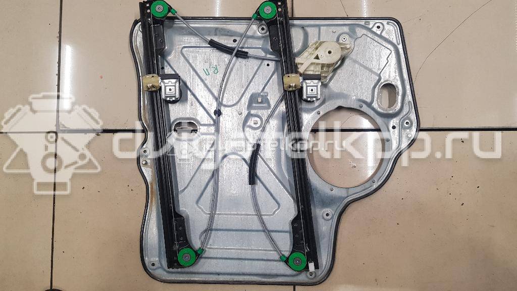 Фото Стеклоподъемник электр. передний правый  7H0837754C для Volkswagen Transporter / Multivan {forloop.counter}}