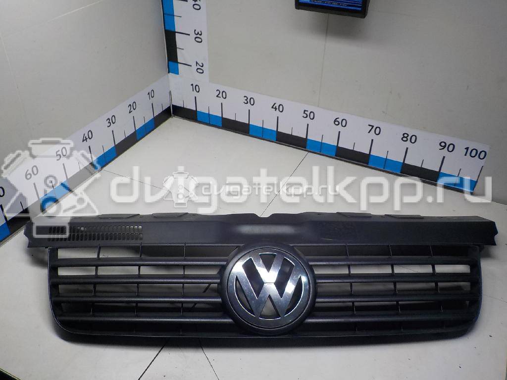 Фото Решетка радиатора  7H0853653 для Volkswagen Transporter / Multivan {forloop.counter}}